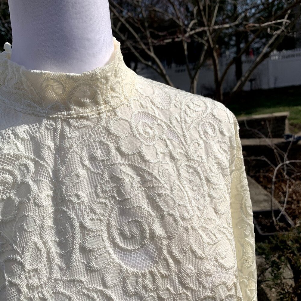 Vintage Victorian Boho Beautiful Top - Picture 5 of 16